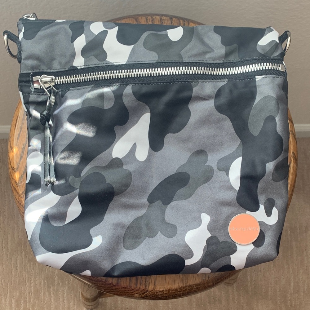 Shortylove Amuse Camouflage Crossbody Bag with Zipper